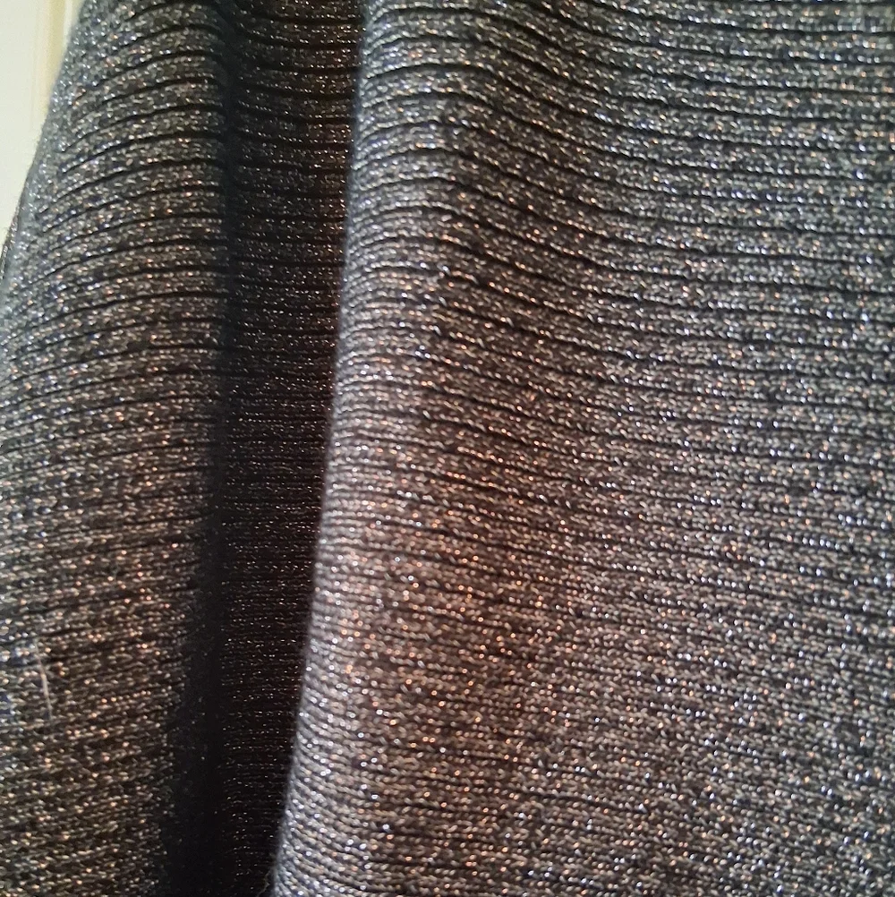 Philosophy Metallic Dark Gray Loose Sweater. 3X  NWT - Picture 3 of 7